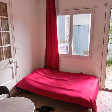 Chambre meublée indépendante, avec piscine, pour 2 personnes Toulouse Extérieur photo